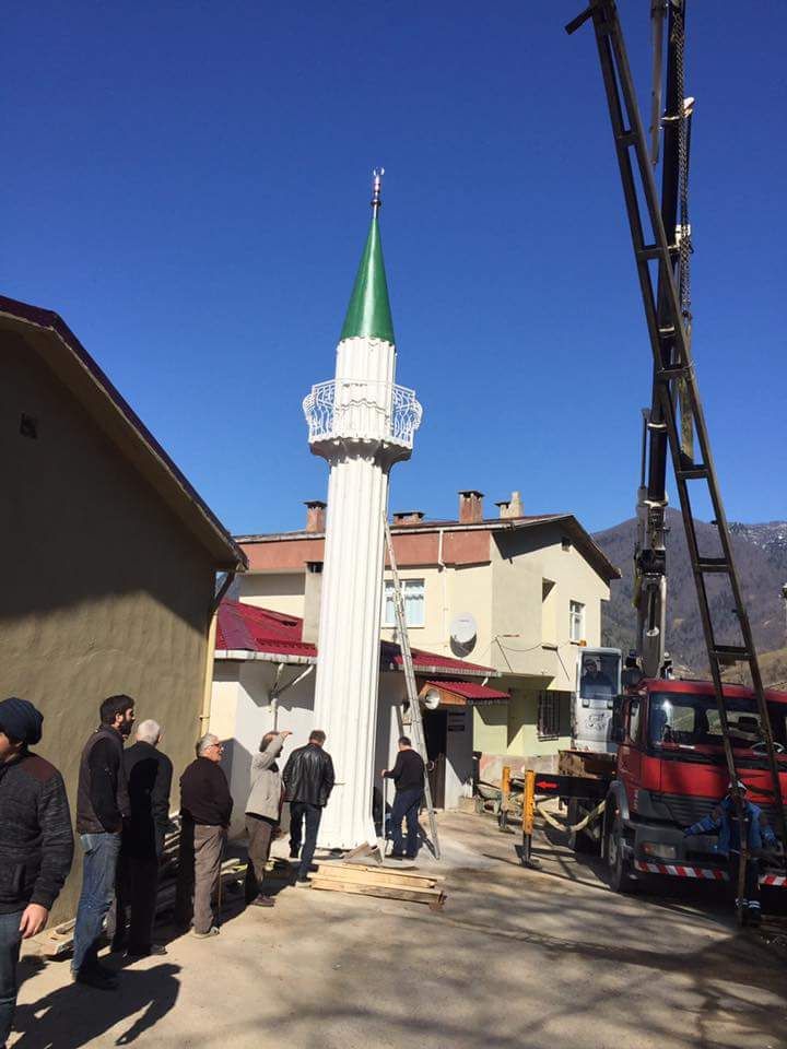 Rize`de minaresiz camiye pratik zm